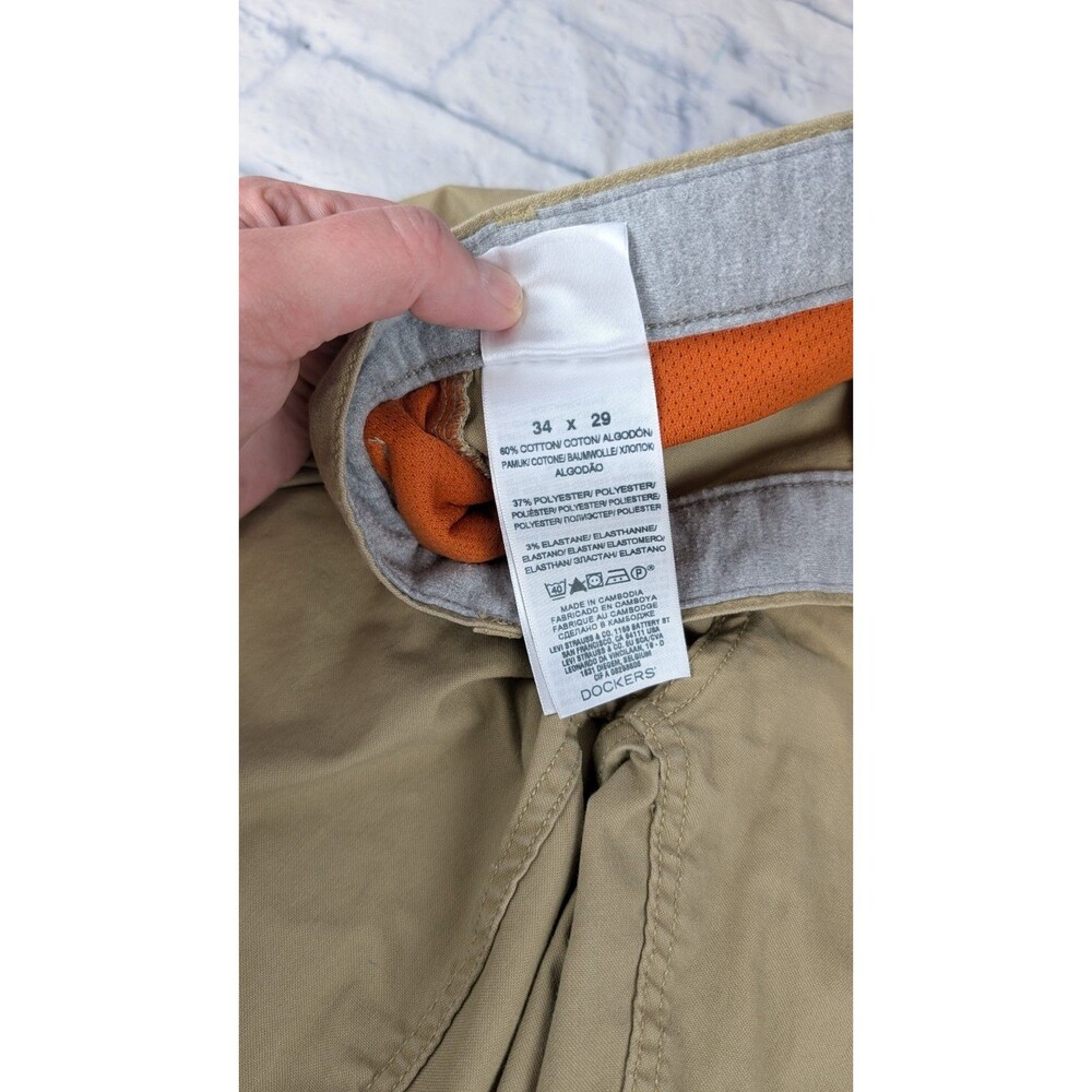 Dockers Men Pants Classic Fit Beige Lightweight Flat Front 34 X 29 Side Pocket - Picture 3 of 8